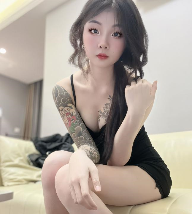 南开纹身妹婉瑢