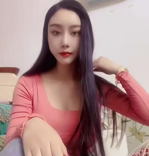 南开奥城个人大胸妹