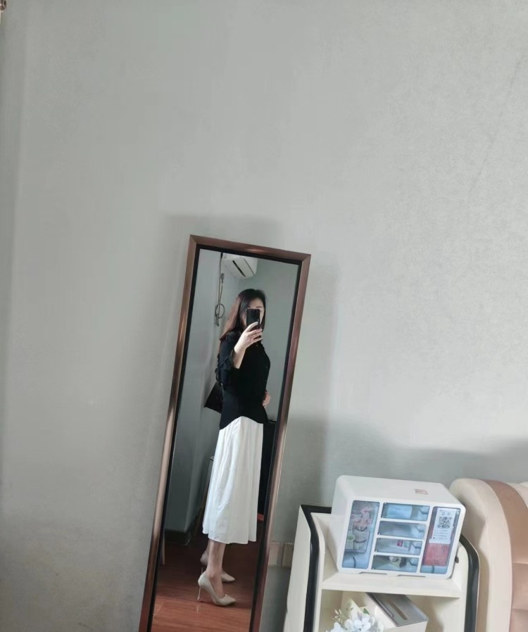 西宁泄火长腿小姐姐