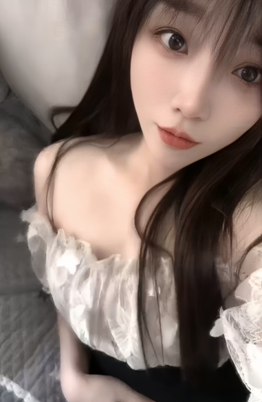 邂逅温柔小白虎小艺