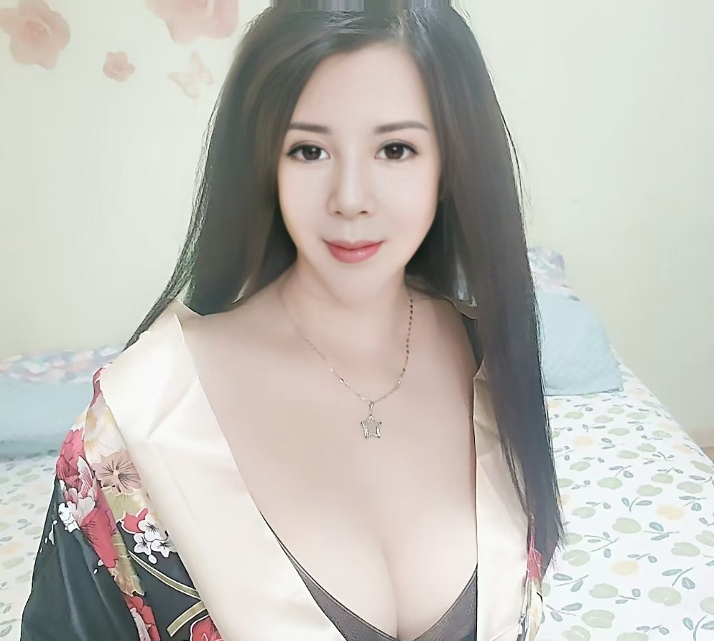 潘家园 巨乳少妇