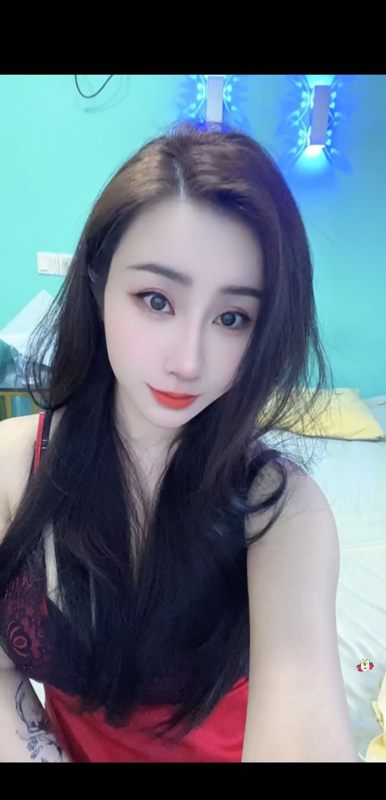 肤白御姐枣枣