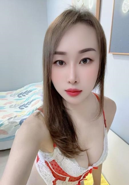 大奶妹子朵朵