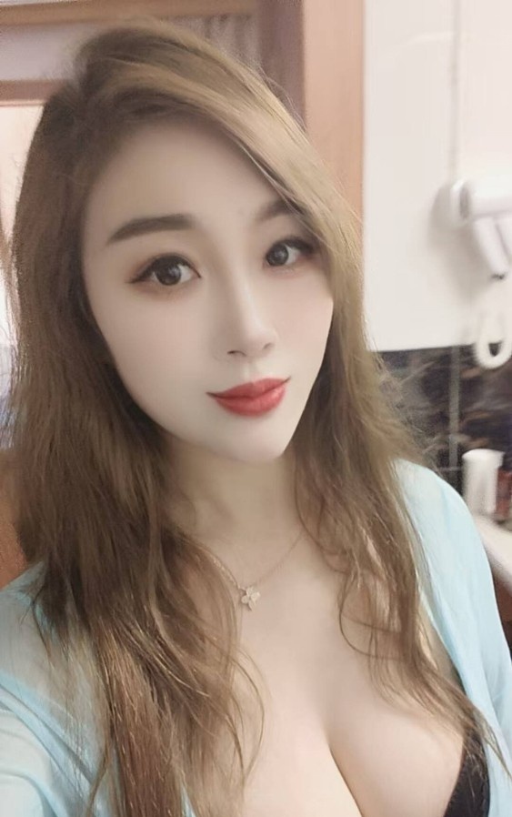 西安榨精肥臀姐姐