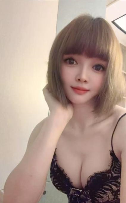 白云小小