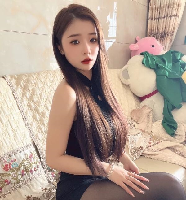 黑丝尤物蕾蕾