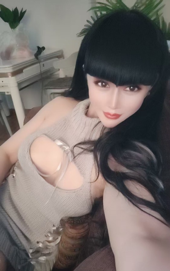 细腿妩媚型妖精