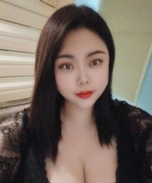 万家丽性价比超高巨乳