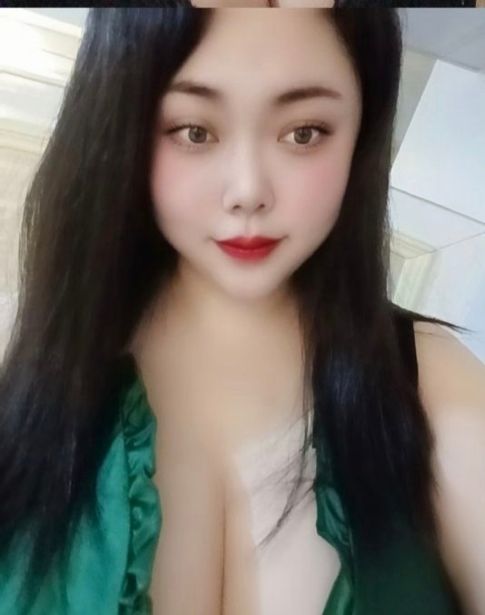 万家丽性价比超高巨乳