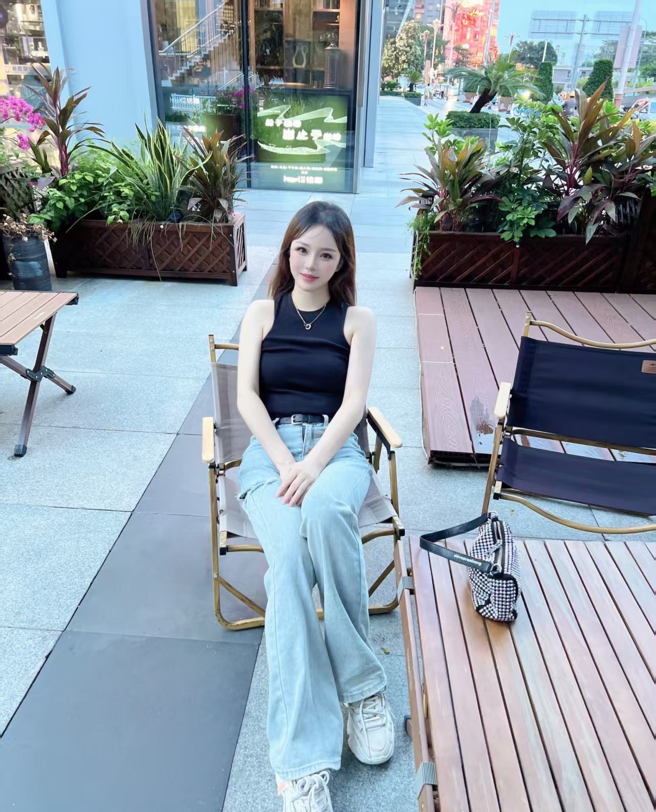 红牌小小鱼老师
