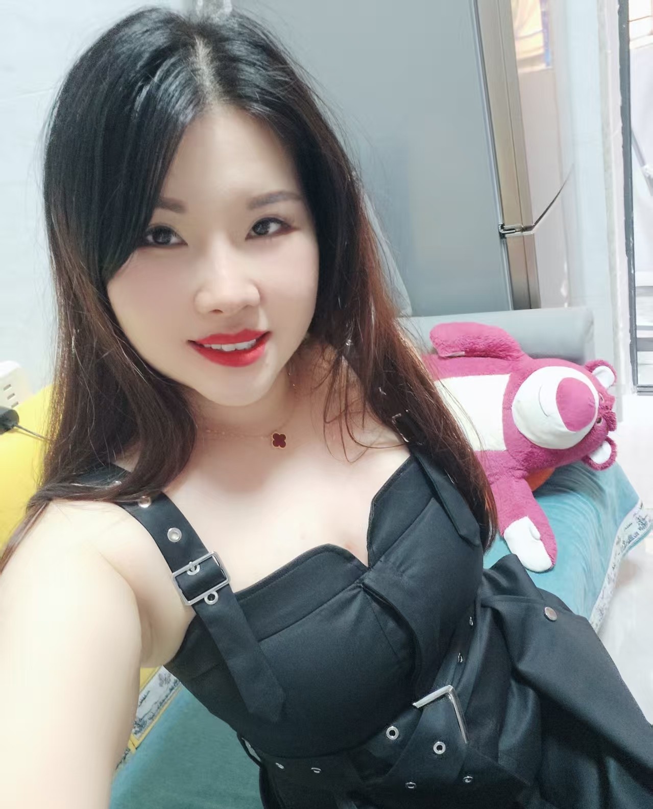 翘臀诱惑悦儿