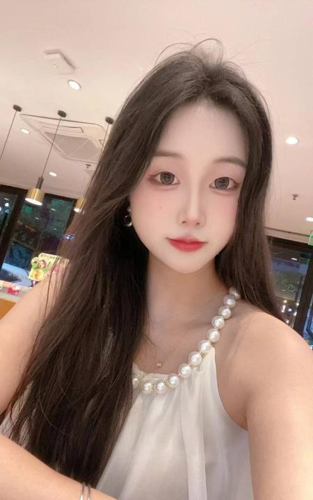 大胸嫩妹晴儿