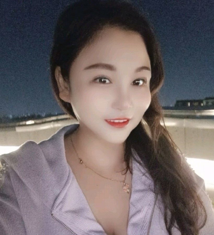 巨乳熟女