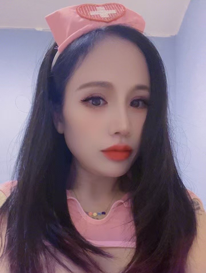 大胸骚女燕子