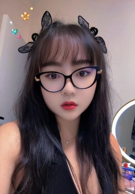上海体育场巨乳伊诺