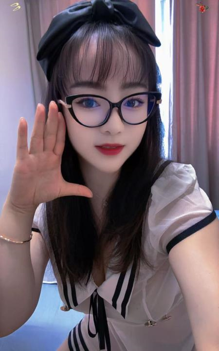 上海体育场巨乳伊诺