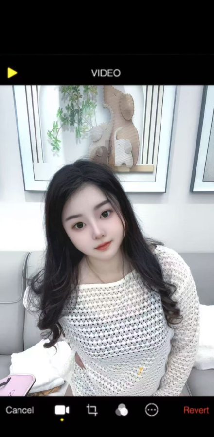 丰满蜜桃