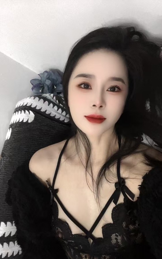身材苗条兼职美凤