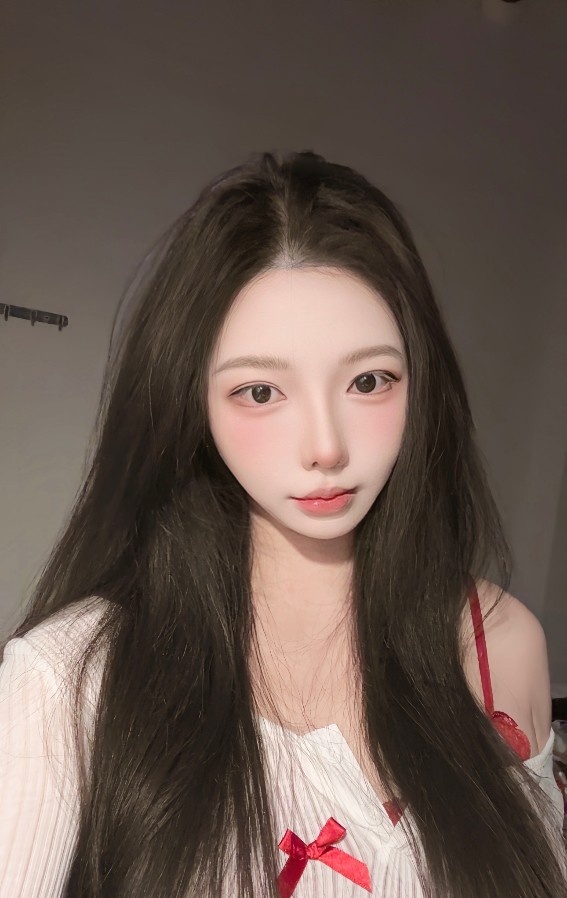 大奶嫩妹