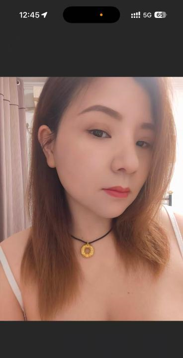 雨花贾西大胸美女