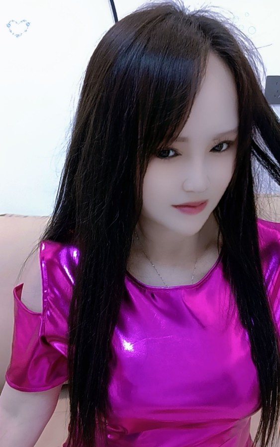 美乳肥臀风骚少妇小林子