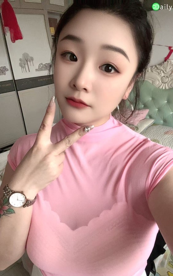 临平大奶少妇欢欢