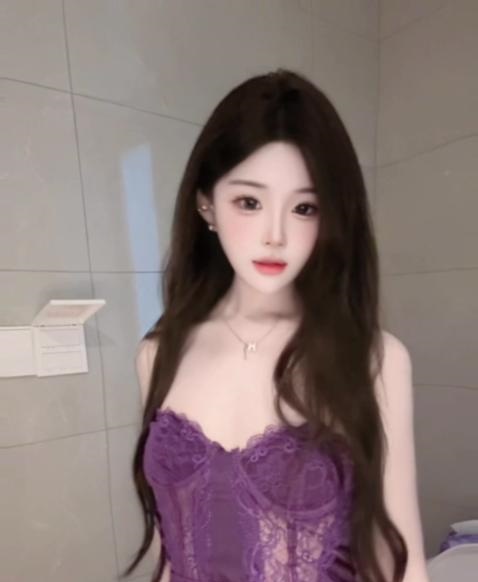 清纯甜美小布丁