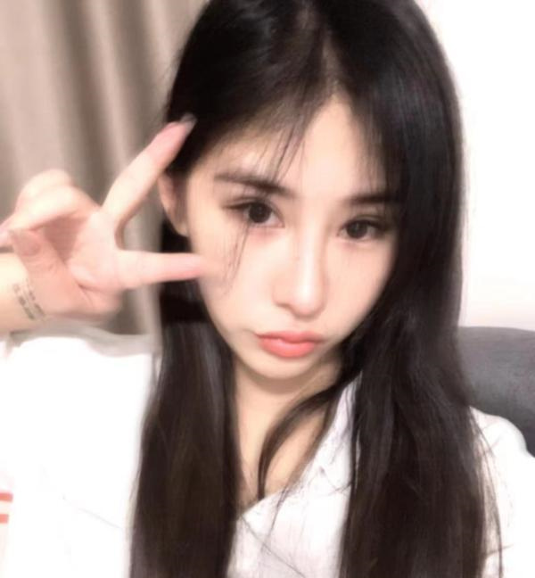 大长腿风骚美女