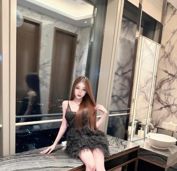 出击风骚丽丽