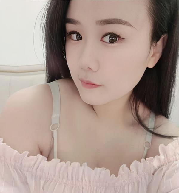中良翘臀少妇