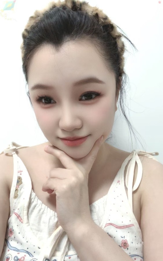 00后傻白甜嫩妹野格