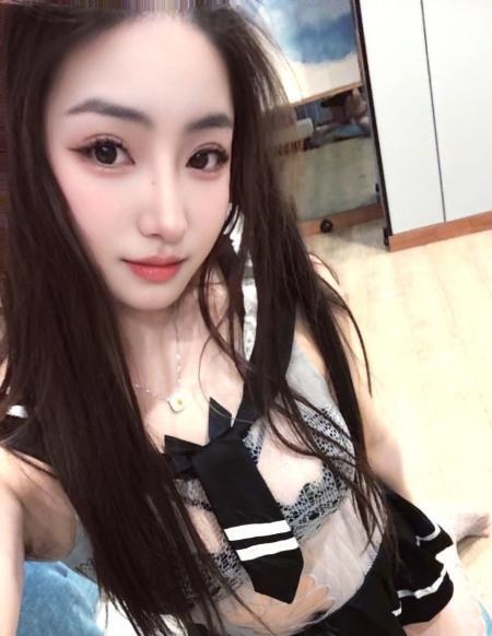可接吻叶子小妹妹