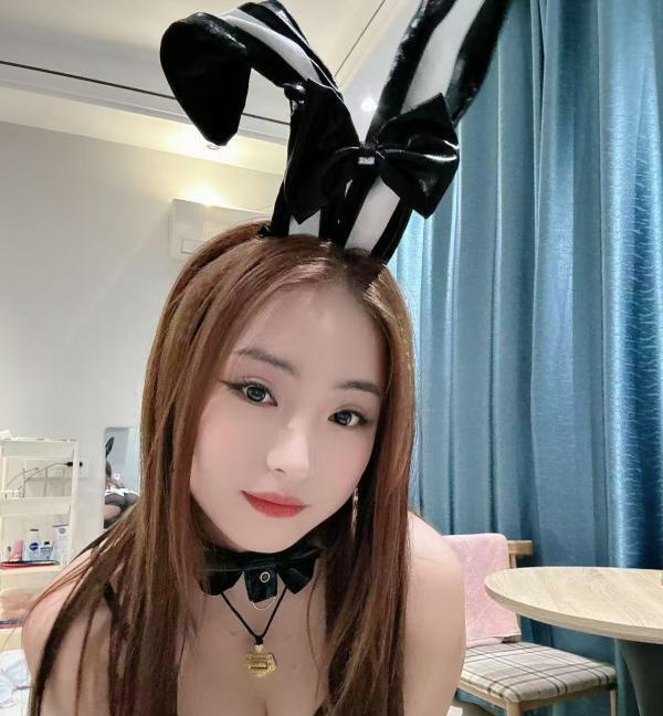 可接吻叶子小妹妹