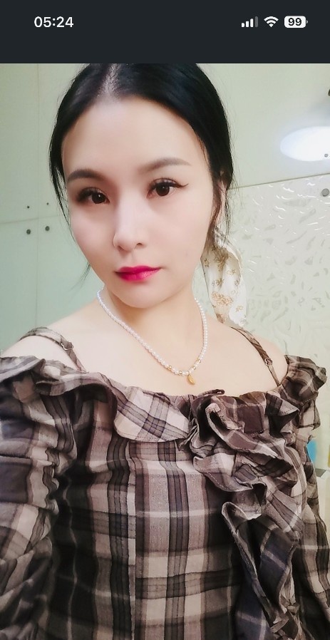 汉口火车站败火美女