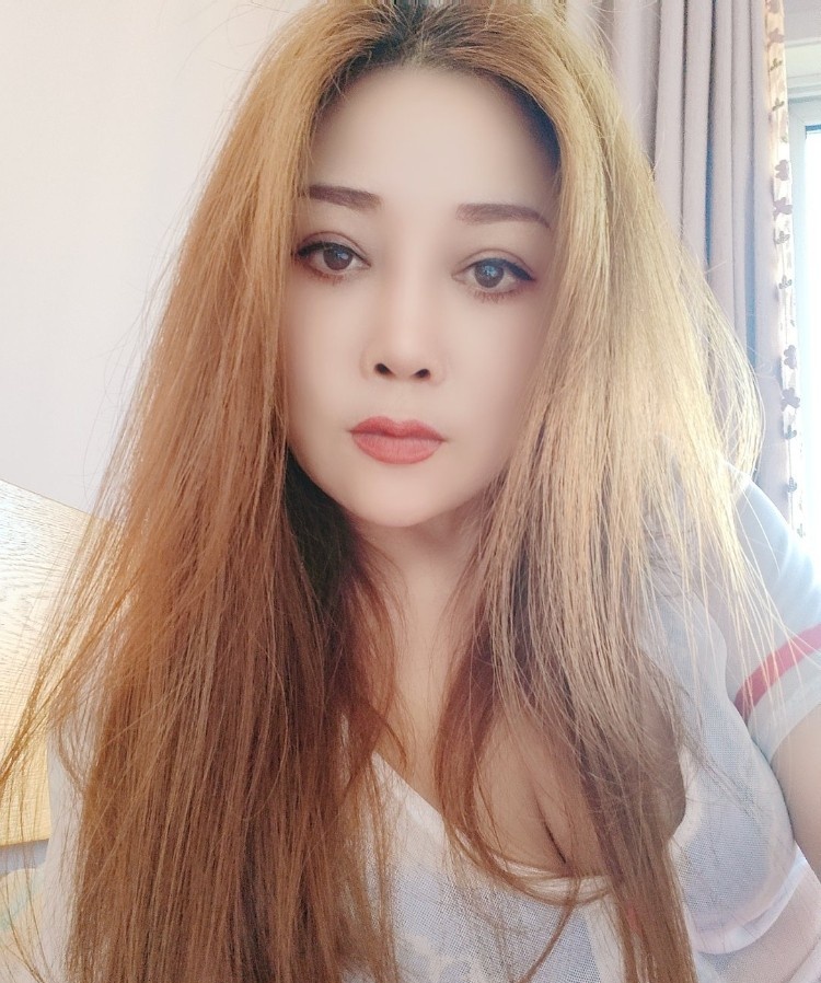 烟台性感丰满的骚媚儿