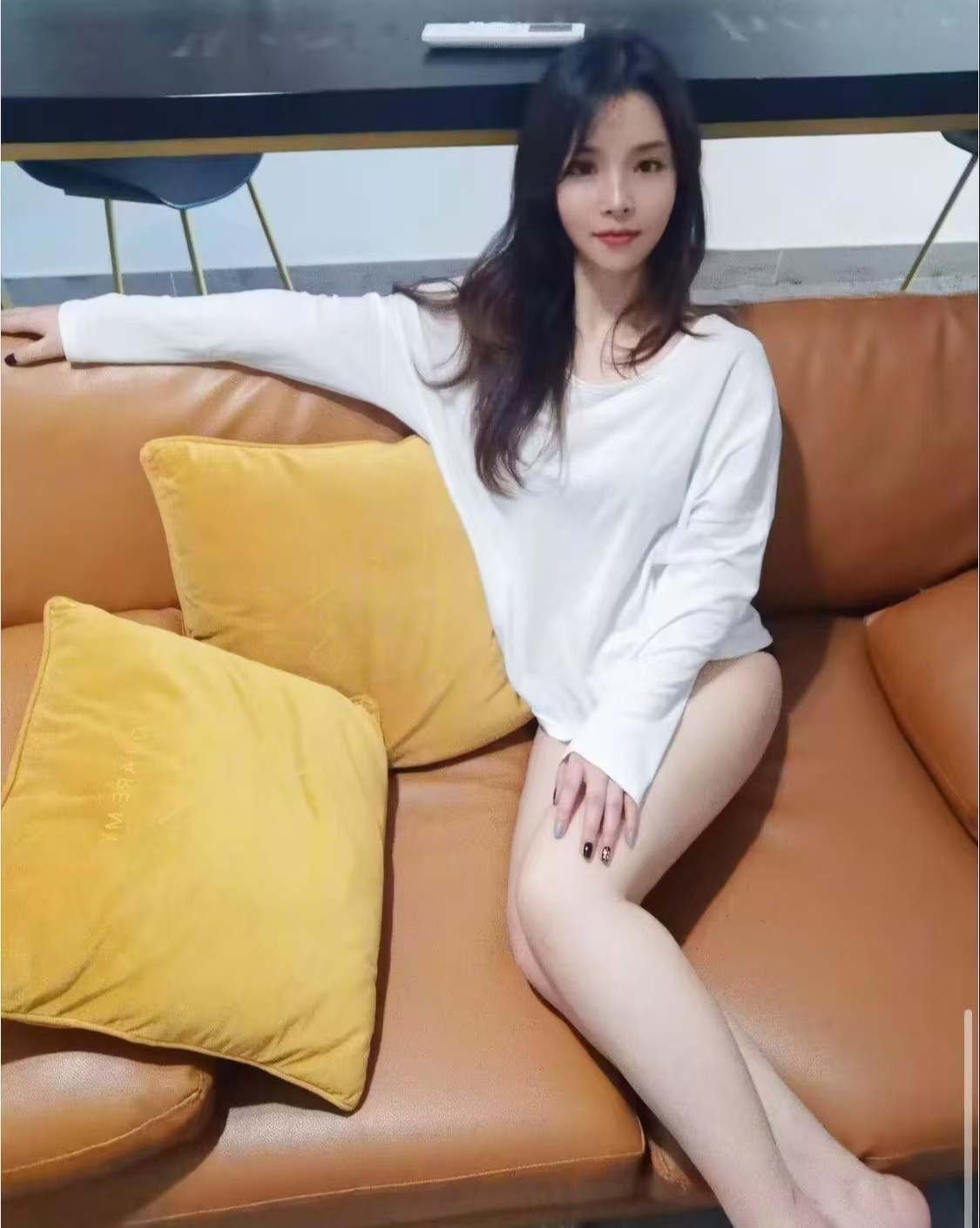 布吉美臀雨桐