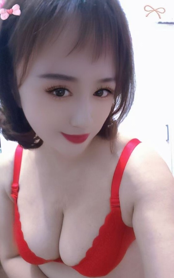 体验36D大胸熟女