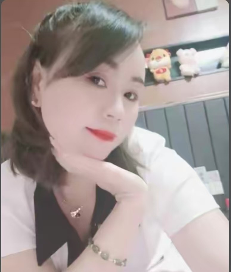 粉嫩妹妹骚气十足