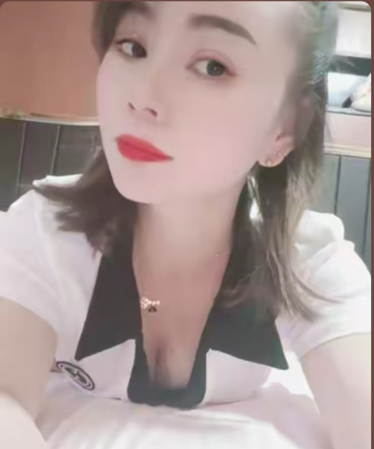 粉嫩妹妹骚气十足
