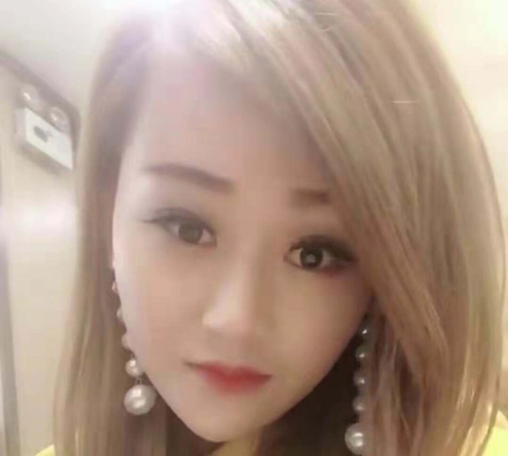把你伺候成爷的小活少妇