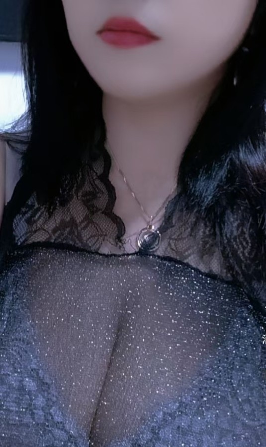 巨乳少妇御姐