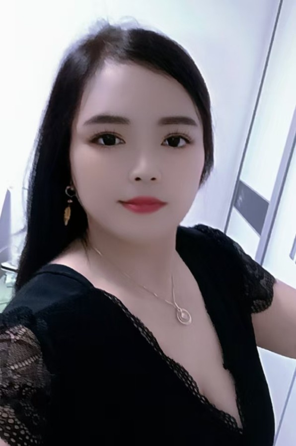 巨乳少妇御姐
