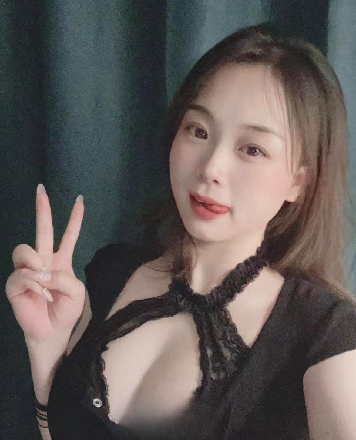 滨江大波甜心