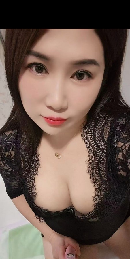 丰满少妇