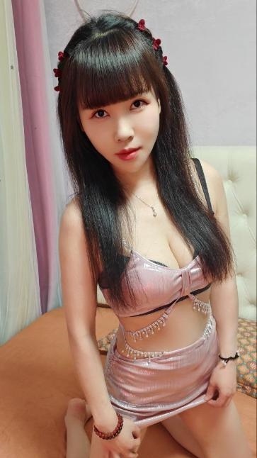 碑林服务系小姐姐