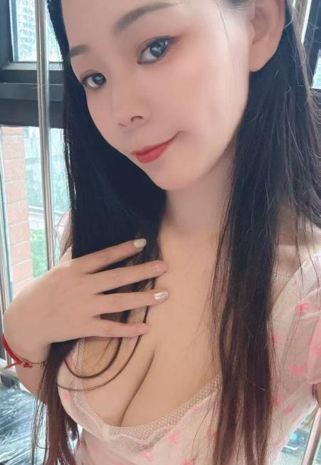 汉口舌吻小姐姐