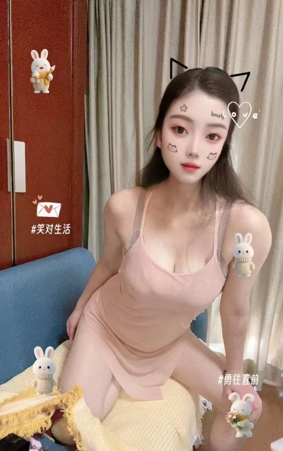 新疆长腿翘臀小少妇