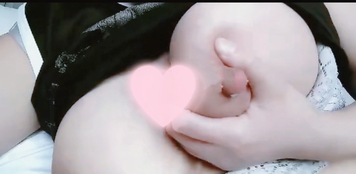舔功一绝的刚生完孩子的少妇已为人妻的姐姐