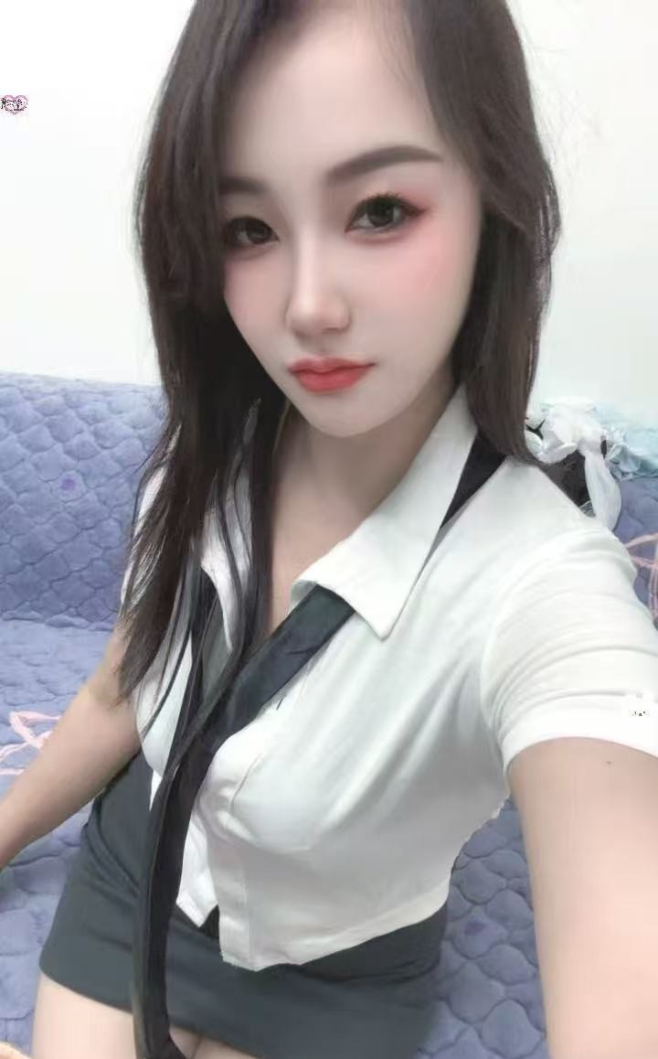 性感黑丝萝莉