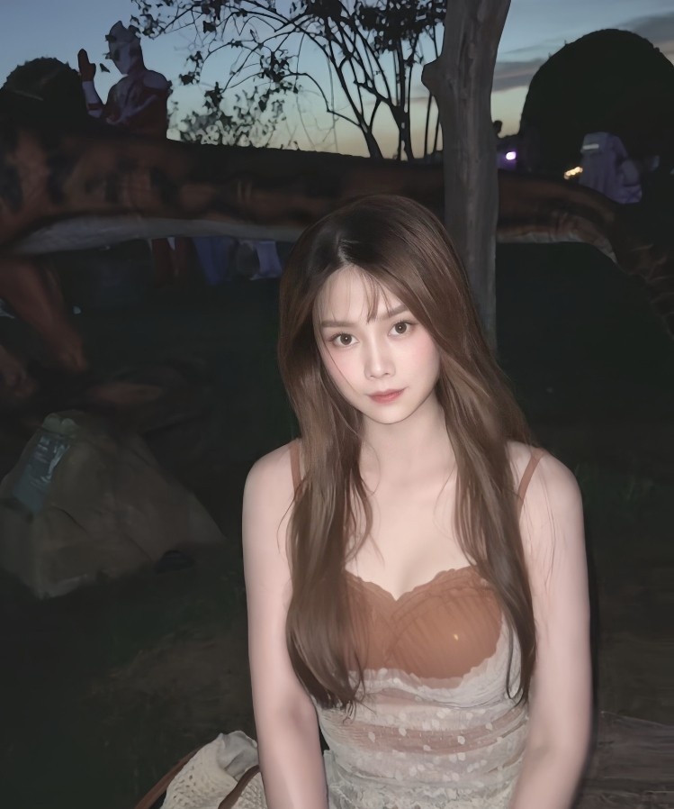 粘人精反差御姐柠檬